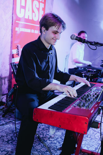 Emergency Case Partyband