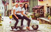 Marina & Band
