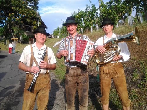 Die Umadumbradler